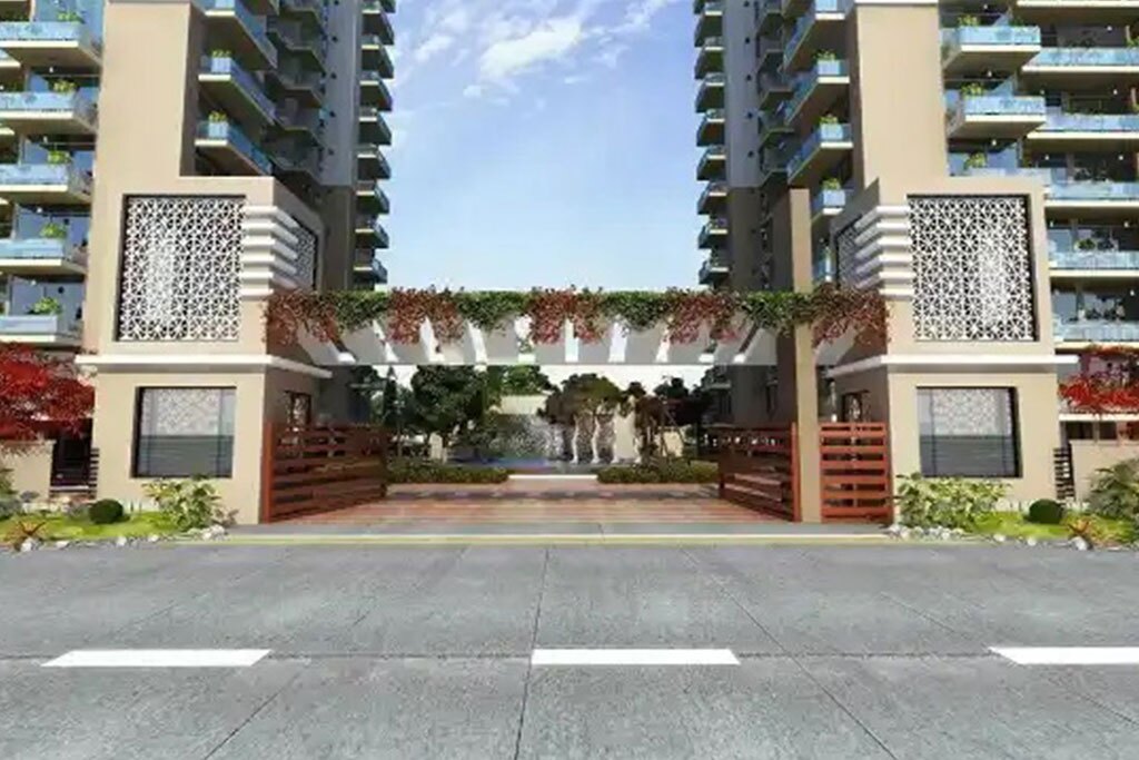 Emenox La Solara Sector 16 Noida 14 22