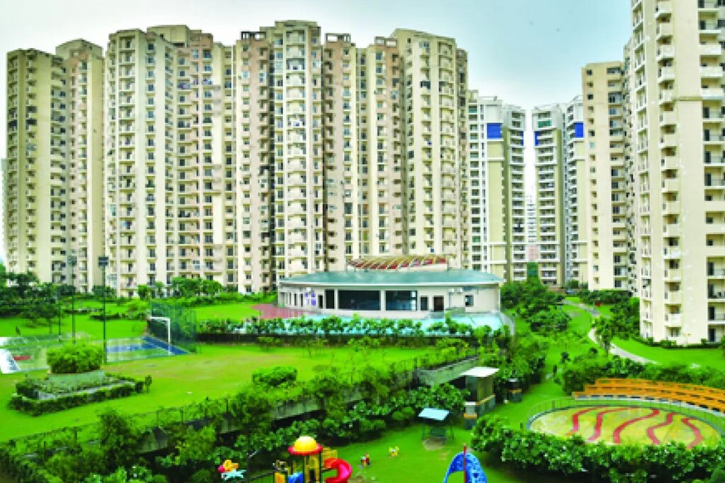Paramount Floraville Sector 137 Noida 16 Paramount Floraville sector 137