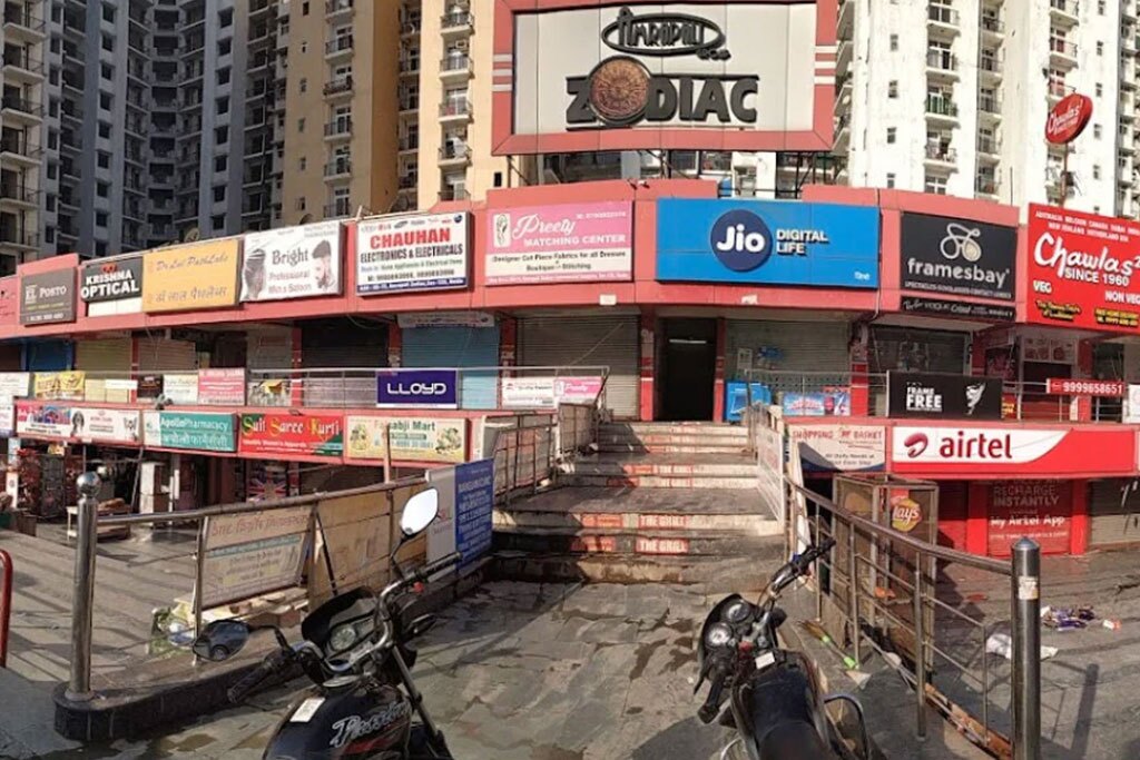 Amrapali Zodiac Sector 120 Noida 13 amrapali-zodiac-1