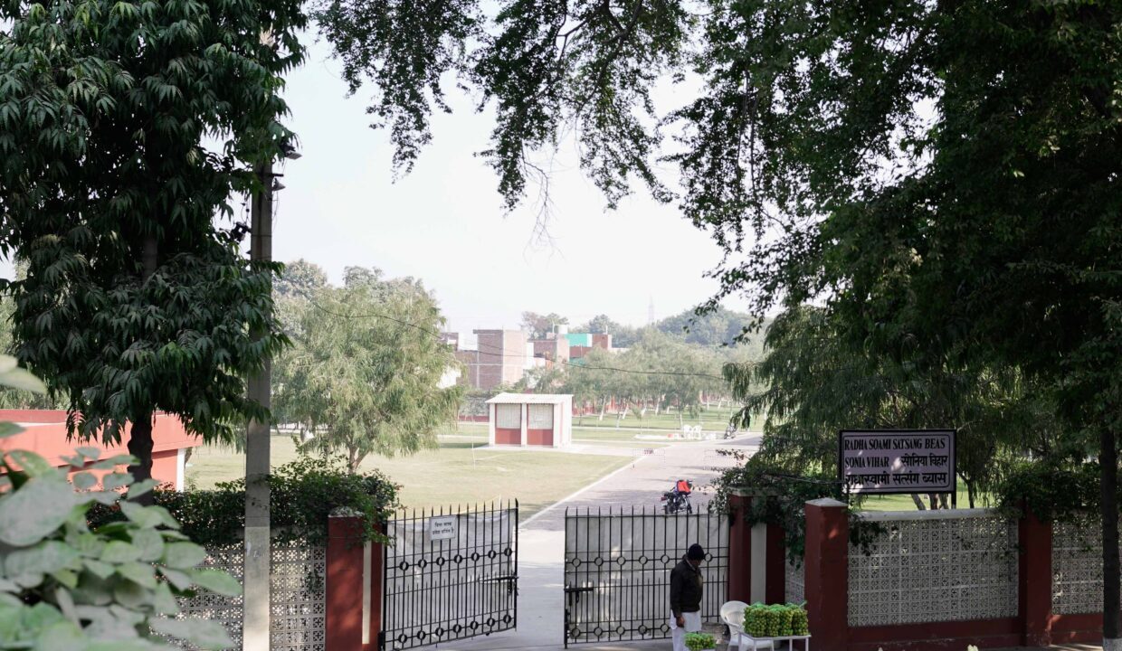 Delhi Dwellings: Navigating the Real Estate Maze for Your Dream Home 2 DSC0016