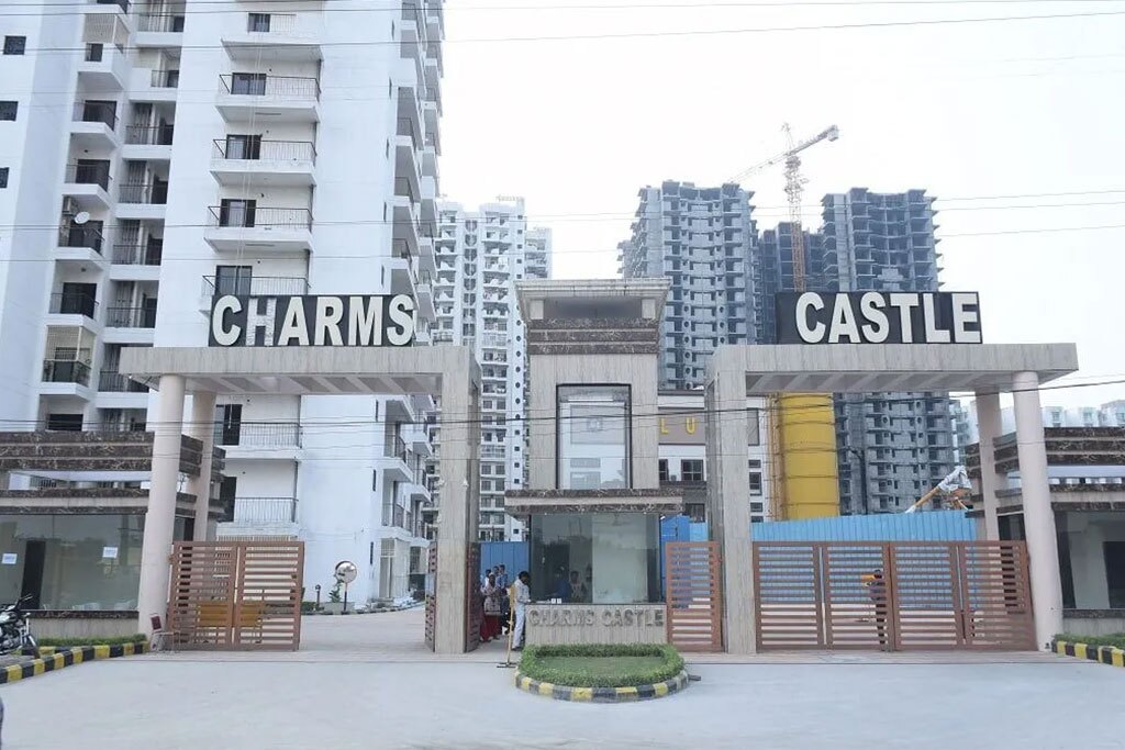 charms-castle-1